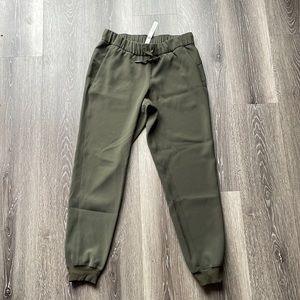 Lululemon olive green joggers